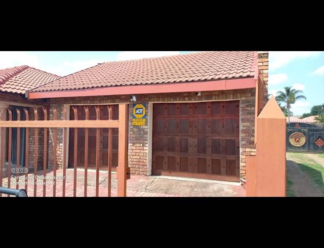 4 BEDROOM PROPERTY TO RENT IN THE ORCHARDS